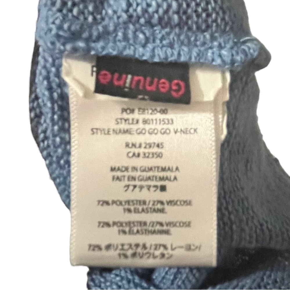 Sold-Volcom sheer hoody size medium blue. Preowned great condition. - Picture 5 of 9
